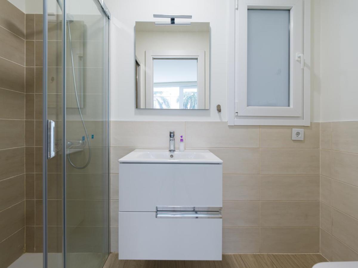 Homeforguest Modern Apartment In Las Canteras With Parking Las Palmas de Gran Canaria Esterno foto